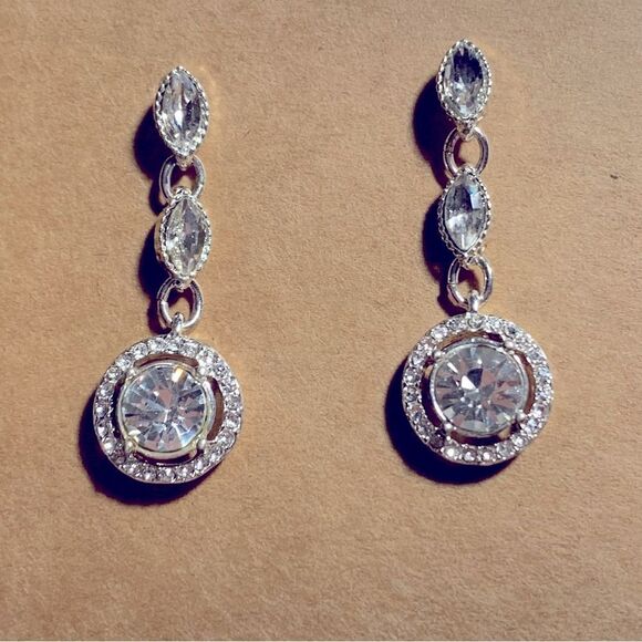 Vintage Rivoli Crystal Earrings Set of 2 Pierced Stud & Drop Dangle Gorgeous - Picture 3 of 4